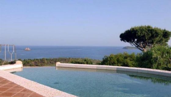 A vendre Très belle villa 6 pieces de 200 m² vue mer panoramique à Pinarello