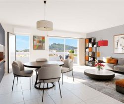 For sale APARTMENT T2 48 M2 TERRACE BY THE SEA LE CANNET