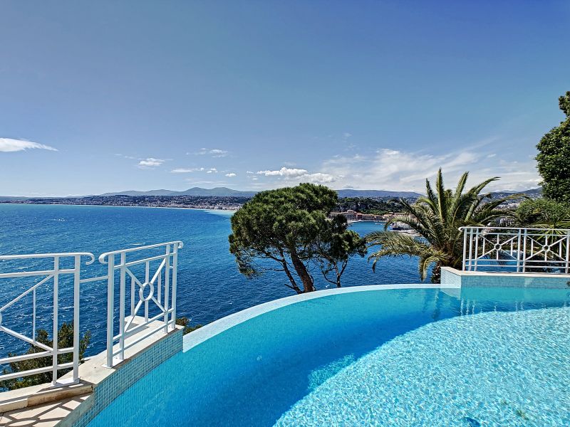 For sale Sumptuous Property 320 m² sea view Cap de Nice