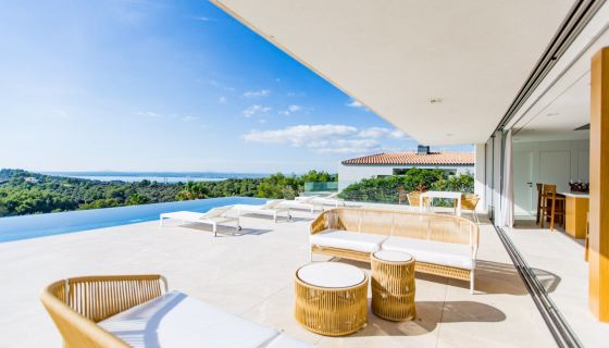 A vendre Superbe villa RECENTE 7 PIECES 365 M² VUE MER Bonaire  