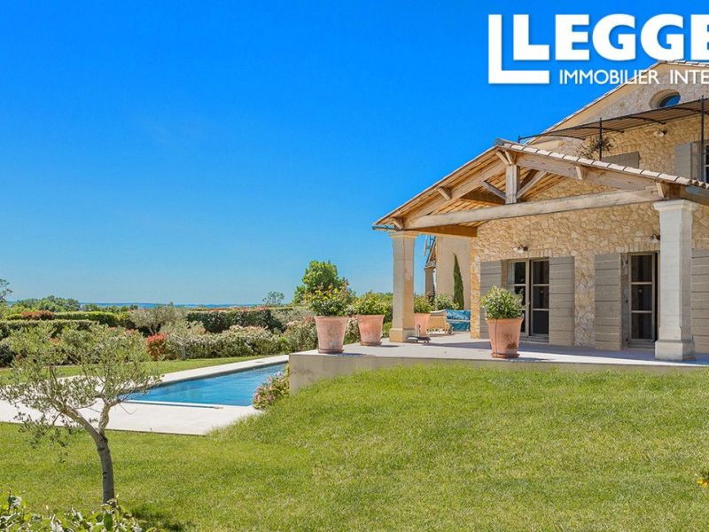 A vendre MAISON  6 PIECES 160 M2  UZES