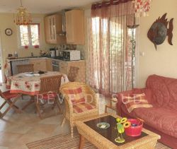For sale House 4 ROOMS 70 M² BY THE SEA Roquebrune-sur-Argens