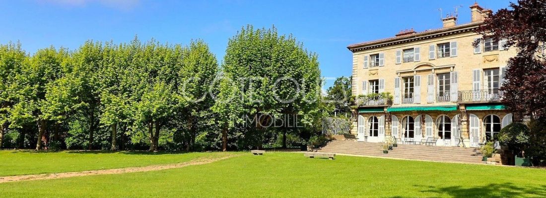 For sale MAGNIFICENT PROPERTY 24 ROOMS 700 M² BIARRITZ
