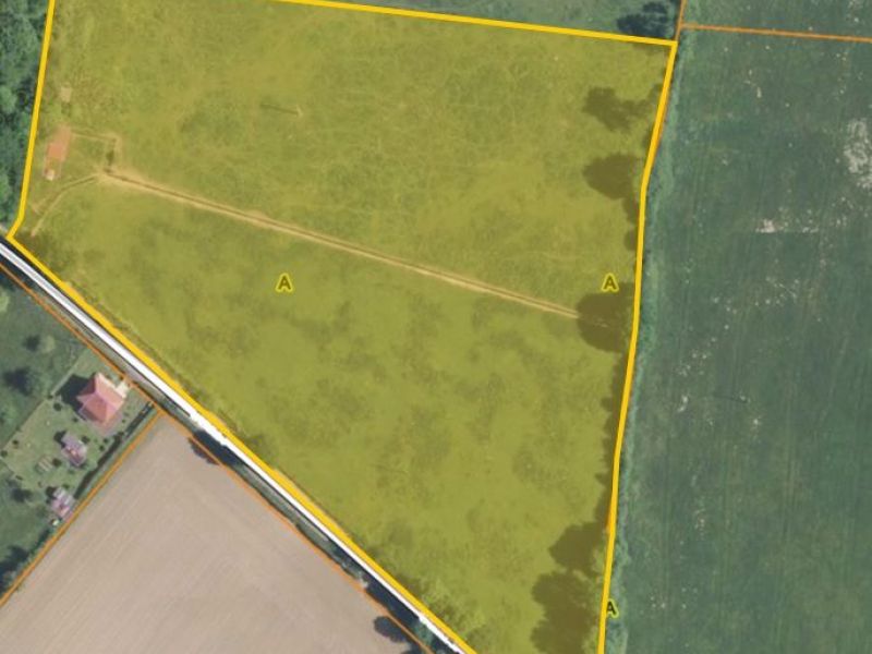 A vendre Terrain de trois hectares Ã  18 km au Sud de Lisieux 14140 Livarot Pays D Auge