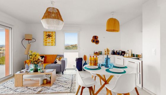 A louer APPARTEMENT DE PRESTIGE T4 83 M2 TERRASSE BORD DE MER SAINT RAPHAEL