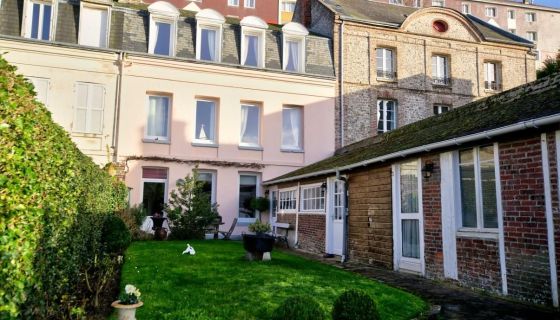 A vendre MAISON  DE MAîTRE BORD DE MER SAINT VALERY EN CAUX