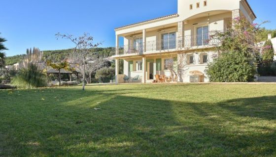 For sale HOUSE 7 ROOMS 185 M2 SEA VIEW BANDOL