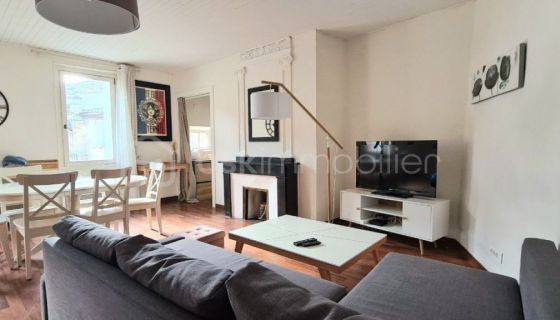 For sale APARTMENT T3 93 M2 NARBONNE