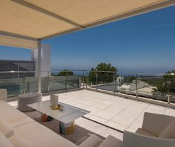 A vendre luxueuse maison moderne 6 PIECES VUE MER Sierra Blanca MARBELLA