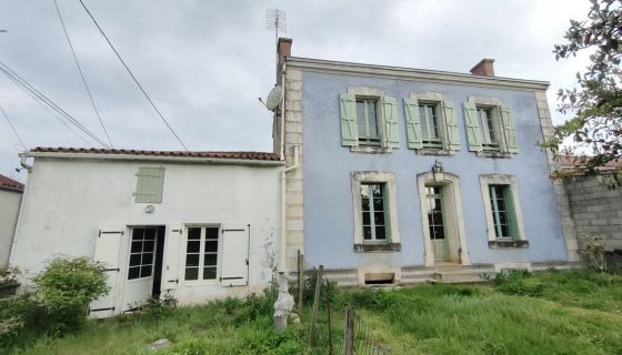 For sale GîtE SAINT JUIRE CHAMPGILLON