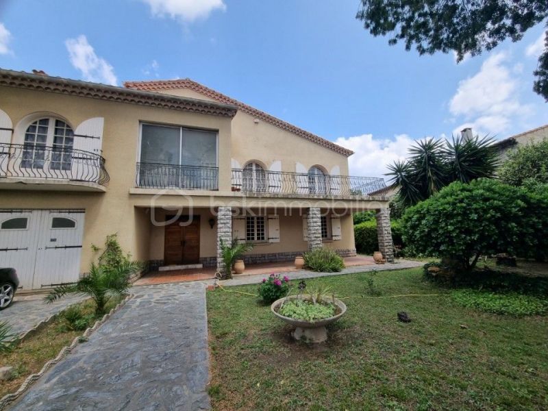 MAISON  DE MAîTRE BORD DE MER NARBONNE