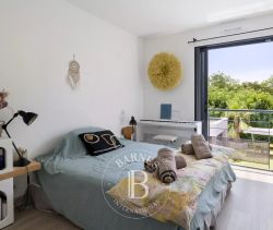 For rent Superb architect villa 6 ROOMS 180 M² Biarritz