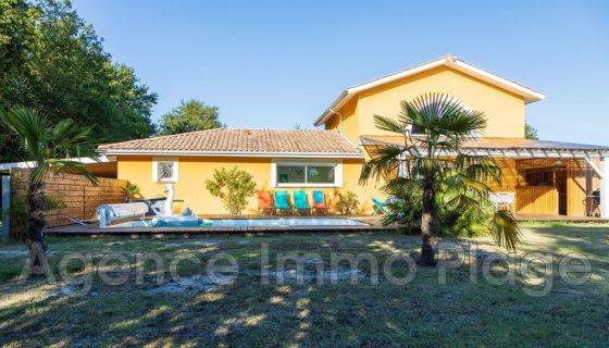 FOR RENT HOUSE 5 ROOMS 154 M2 SEASIDE NAUJAC SUR MER