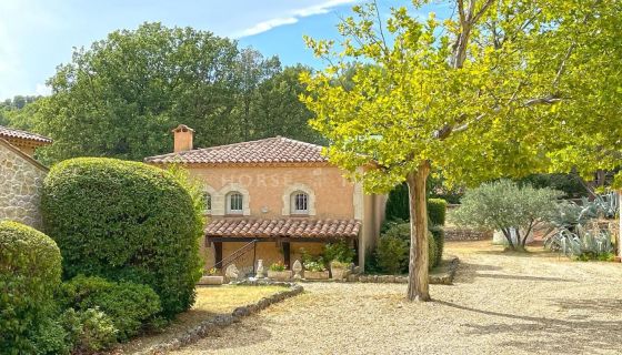 A louer MAISON  DE MAîTRE  SALERNES