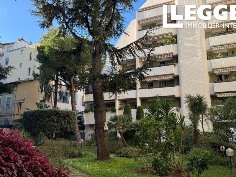 A louer APPARTEMENT T3 47 M2 BORD DE MER NICE