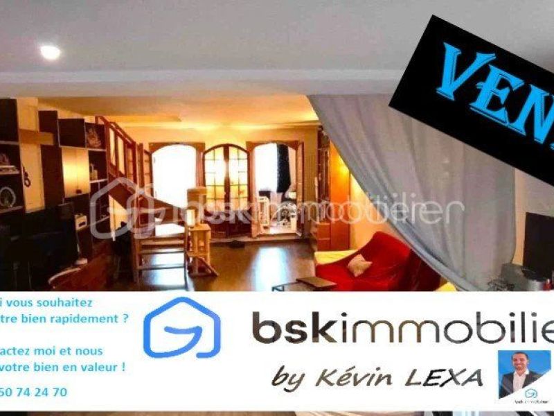 A louer APPARTEMENT DUPLEX T4 95 M2 TERRASSE BORD DE MER LA SEYNE SUR MER