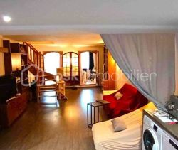 A louer APPARTEMENT DUPLEX T4 95 M2 TERRASSE BORD DE MER LA SEYNE SUR MER