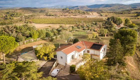 A louer MAISON  6 PIECES 160 M2 BORD DE MER ROUJAN