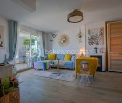 A louer APPARTEMENT DUPLEX DE PRESTIGE T4 80 M2 TERRASSE VUE MER VALLAURIS