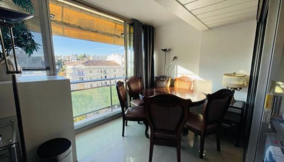 A louer APPARTEMENT T2 51 M2 TERRASSE BORD DE MER CANNES
