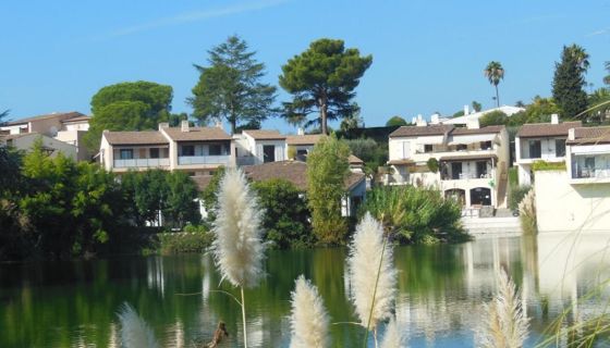 A louer APPARTEMENT T3 79 M2 BORD DE MER VILLENEUVE LOUBET