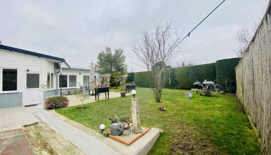 A vendre LONGèRE  4 PIECES 110 M2  ORESMAUX