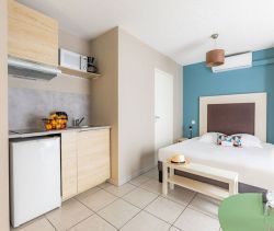 A louer APPARTEMENT T4 78 M2  SAINT JEAN D ILLAC