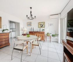 A vendre TRES beau studio 48 m² PIEDS DANS L'EAU La Seyne-sur-Mer