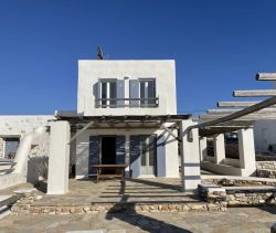 En venta Villa 3 HABITACIONES 98 M² vista al mar COTE A PIEDS PARASPOROS