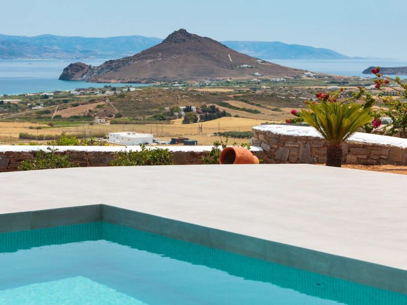 For rent House FOR HOLIDAY RENTAL 8 BEDS sea view swimming pool near Naoussa PAROS