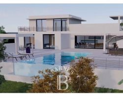 A vendre Terrain CONSTRUCTIBLE 2 096  m² PROCHE plage du Cabanon bleu  STE LUCI DE PORTO VECCHIO