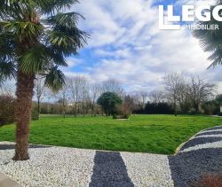 MAISON  DE MAîTRE  LA ROCHE SUR YON