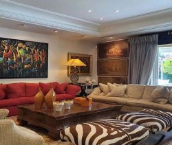 A vendre TRES belle villa de luxe 950 M² VUE MER  Glyfada  