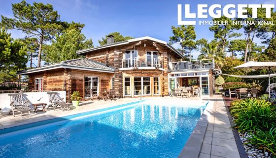 A louer MAISON  10 PIECES 260 M2 BORD DE MER LEGE CAP FERRET