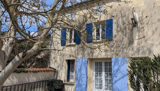 A vendre Charmante maison de campagne 4 PIECES 83 M²  SAINT PIERRE DE L'ILE
