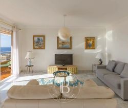 For sale luxury apartment T4 115 M² near beach SEA VIEW AJACCIO