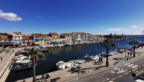 A louer APPARTEMENT DUPLEX T5 170 M2 TERRASSE BORD DE MER MEZE