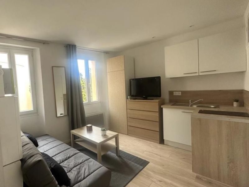 A louer APPARTEMENT T2 22 M2 BORD DE MER VALLAURIS