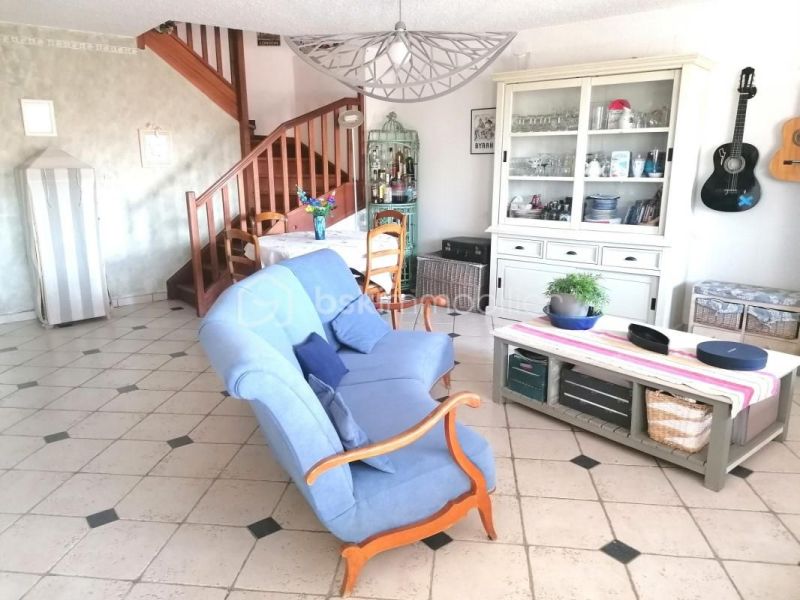 A louer APPARTEMENT DUPLEX T4 94 M2 VUE MER VALRAS PLAGE