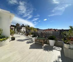 A louer LOFT DE PRESTIGE T3 92 M2 TERRASSE BORD DE MER NICE