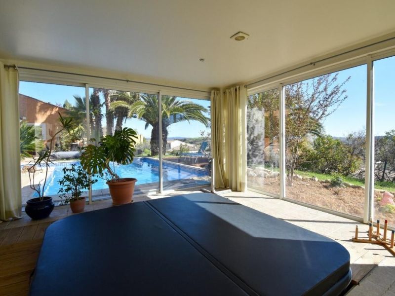 A vendre MAISON  6 PIECES 235 M2 BORD DE MER BEZIERS