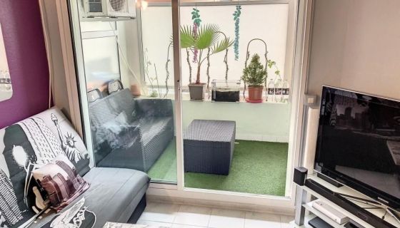 A vendre APPARTEMENT NEUF T2 27 M2 TERRASSE BORD DE MER GOLFE JUAN