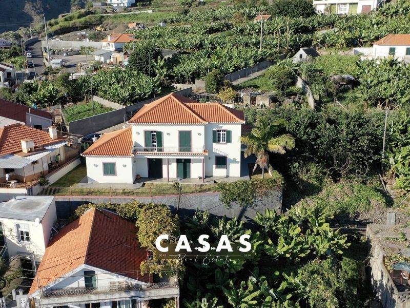 En venta Casa 4 habitaciones 138 m² Pico Ferreiro