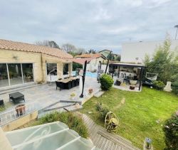 A louer MAISON  DE MAîTRE BORD DE MER SETE