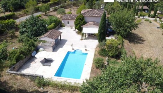 A louer MAISON  7 PIECES 176 M2  FAYENCE