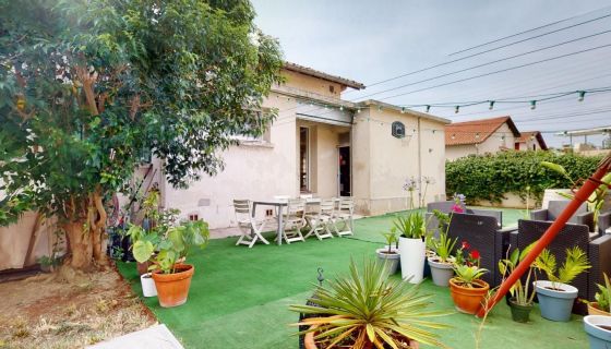 For rent 6 ROOM HOUSE 120 M2 MONTPELLIER