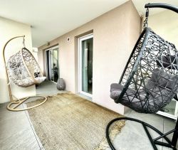 A louer APPARTEMENT T3 60 M2 TERRASSE VUE MER VILLENEUVE LOUBET