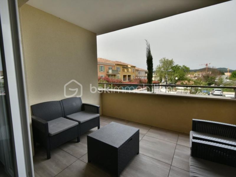 APPARTEMENT T2 39 M2 TERRASSE  BRIGNOLES