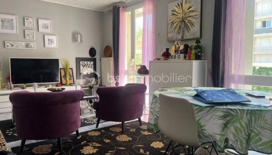 APPARTEMENT T4 86 M2  BEZIERS