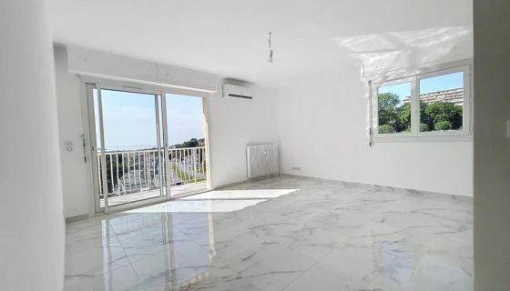 A louer APPARTEMENT T3 71 M2 VUE MER LE CANNET
